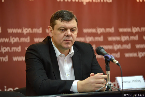 Roman Mihaes: Cine va plati pentru un nou referendum esuat? Maia Sandu, Voronin, Nastase sau Usatii?