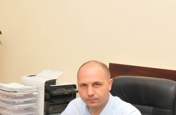 Pretorul sectorului Centru, Oleg Poiata a depus cerere de demisie: "Conducerea primariei nu este legitima. Nu am cum sa reprezint un primar nelegitim"/ DOC
