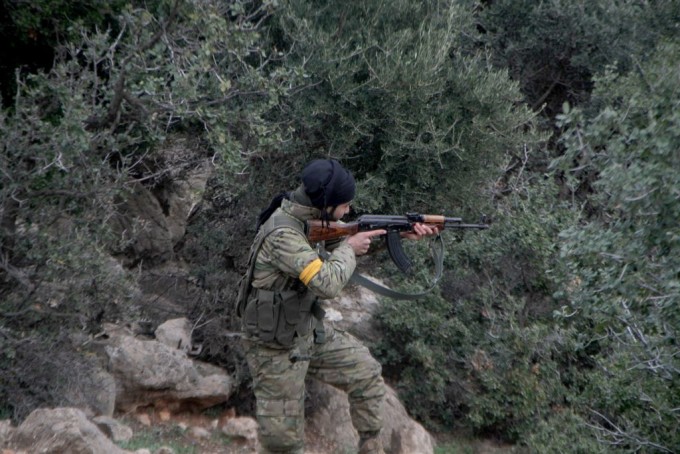 Armata turca a ucis peste 360 de luptatori kurzi si islamisti, pe teritoriul sirian