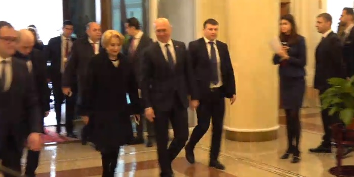 URMARESTE LIVE. Premierul roman Viorica Dancila discuta cu premierul moldovean Pavel Filip. Vor sustine o conferinta de presa