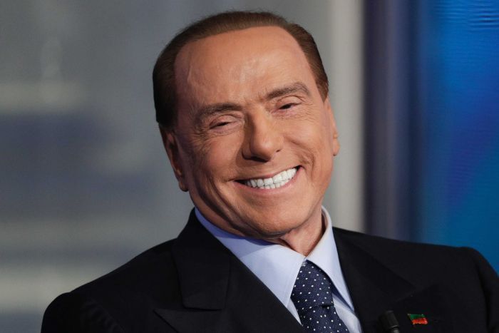 Italienii isi aleg reprezentantii in Parlament. Silvio Berlusconi, posibila revenire la putere