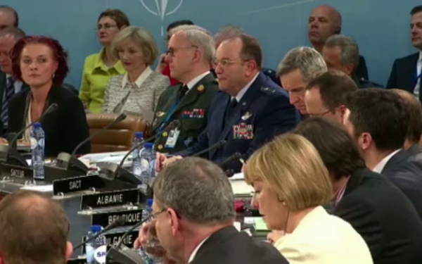 Declaratia secretarului general al NATO: "Nu exista vreun semn ca Rusia isi retrage trupele de la granita cu Ucraina"