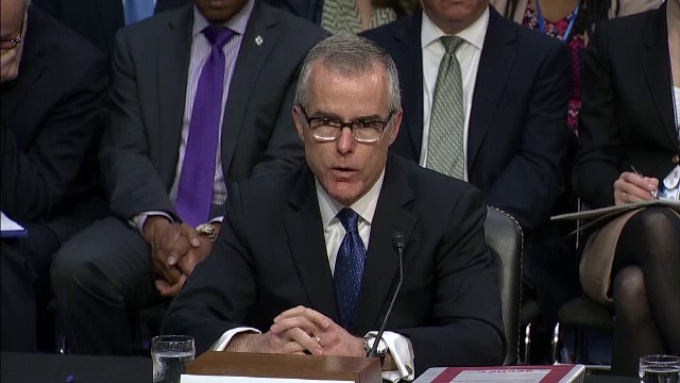 Fostul director adjunct al FBI, tinta criticilor lui Trump, a fost demis