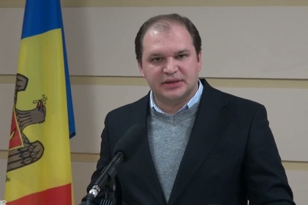 Ion Ceban, despre Radu si Gamretchi: "El se face ca vrea la Primarie, ea se face ca nu-l accepta"