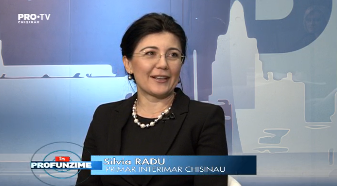 Cum raspunde Silvia Radu la intrebarile: "Il cunosteati pe Nistor Grozavu inainte de a va numi primar interimar? El este cercetat penal, credeti ca locul lui este la primarie?"