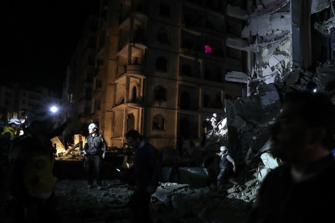 Urmatoarea tinta a lui al-Assad. 2 milioane de oameni risca un atac cu arme chimice - FOTO