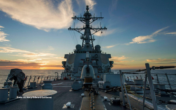 CNN: Nava de razboi USS Donald Cook ajunge joi in Marea Neagra. Reactia NATO la prezenta trupelor ruse la frontiera Ucrainei