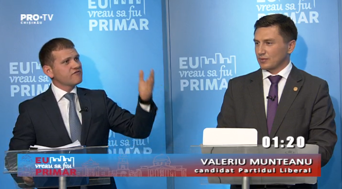 Cum raspunde Codreanu la intrebarea: "Aveti un salariu de deputat de 34 de mii de lei, de ce ati ravni la fotoliul de primar de Chisinau?" Codreanu: "Obiectivul meu este mai important decat satisfactia materiala"