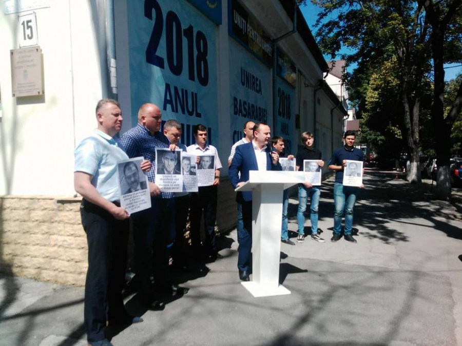 URMARESTE LIVE. Conferinta de presa sustinuta de secretarul executiv al PSRM, Vlad Batrancea