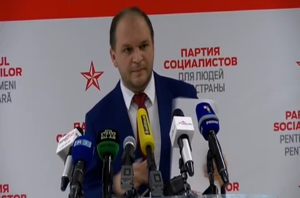 URMARESTE LIVE. Liderul fractiunii PSRM in CMC, Ion Ceban sustine o conferinta de presa