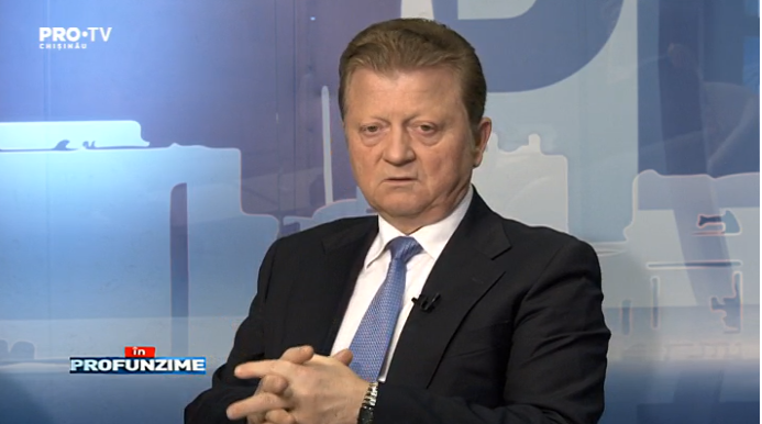 Munteanu: "Vom vedea daca socialistii vor fi asa de cuminti cum au fost cu Silvia Radu", Turcanu: "Cantecele acestea noi le-am mai auzit. Canti bine, dar fara niciun folos", Tap: "Schimbari vor fi, dar nu esentiale"