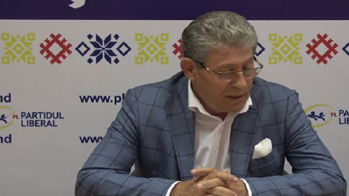 PL, despre decizia CSJ: "Cerem demisia lui Dodon, Candu, Filip  si 37 de deputati. In zadar li s-au majorat salariile judecatorilor, daca justitia este la cheremul unui singur om"