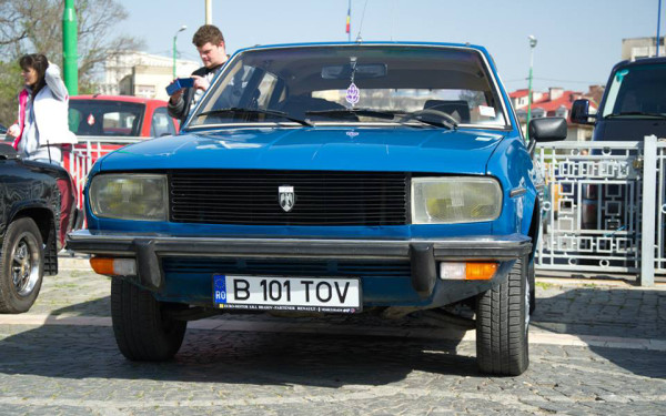 FOTO. Automobilul lui Ceausescu inca mai circula in Romania. Unde poate fi vazuta Dacia dictatorului