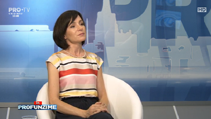 Maia Sandu, despre furtul miliardului si vilele lui Plahotniuc: "Guvernarea este implicata in furtul miliardului, iar strategia prezentata de Procuratura este de doi bani". "Intrebat de vile, Plahotniuc nu nimerea clanta la usa ca sa fuga de ziaristi"