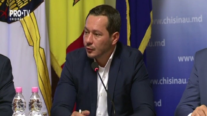 Demisia ramane demisie. Fostul sef al Directiei Constructii Capitale, care mai intai a demisionat, dupa care si-a retras cererea de concediere, nu va mai reveni in functie. Ce spune Codreanu - VIDEO