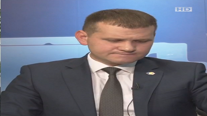 Valeriu Munteanu: "Filip m-a rugat sa raman la guvernare ca ministru. Cat am fost deputat si ministru am fost invitat in alte partide oponente"