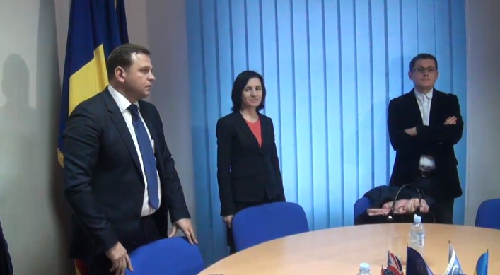 Maia Sandu si Andrei Nastase au depus actele la CEC pentru inregistrarea blocului electoral ACUM
