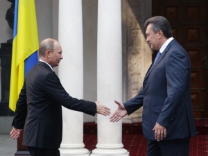 Rusia a lansat o ofensiva de ultim moment pentru a convinge Ucraina sa nu se asocieze cu UE