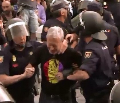 Regele Felipe al VI-lea, contestat inca din prima zi a incoronarii. Manifestatii violente in Spania