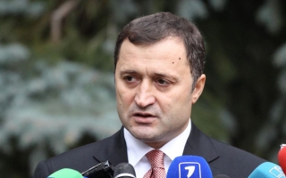 Filat, despre Banca de Economii si Aeroport: Guvernul a actionat corect in ambele cazuri
