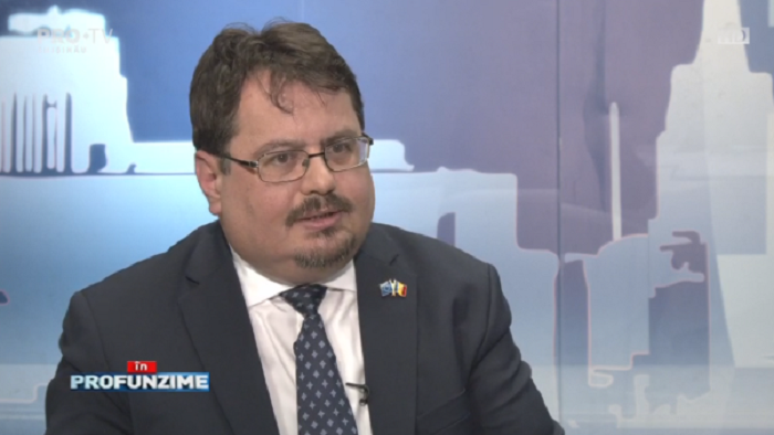 Peter Michalko: "Faptul ca mass-media este in proprietatea participantilor politici, a avut influenta in prezentarea opiniilor"