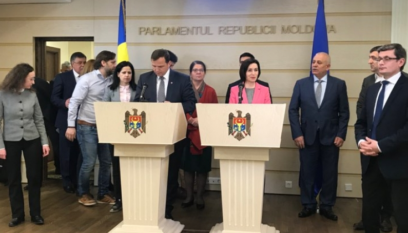 Andrei Nastase - presedinte al parlamentului, iar Maia Sandu - prim-ministru. Candidaturile inaintate de blocul ACUM - VIDEO