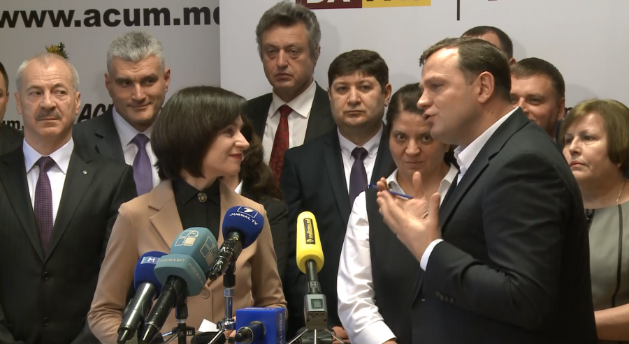 Blocul ACUM ii cheama pe socialisti la discutii, desi anterior au refuzat sa se intalneasca cu ei