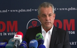 VIDEO. Vlad Plahotniuc renunta la mandatul de deputat, dar ramane in politica