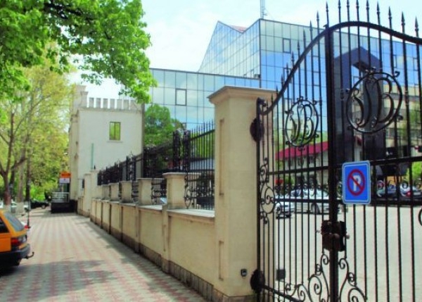 Victoriabank, a doua banca ca marime din Republica Moldova, si-a schimbat proprietarul