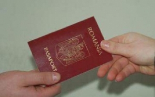 Taxele consulare pentru redobandirea cetateniei romane nu vor fi reduse. Care este motivul
