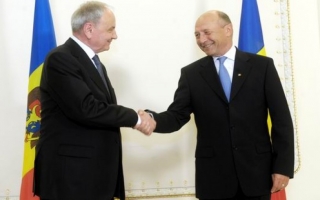 Resetnicov despre declaratia lui Basescu privind unirea Moldovei cu Romania. "Trebuie sa apara cu explicatii"