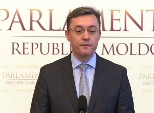 Igor Corman ii face din deget lui Timofti: "As vrea mai multe seriozitate". Ce l-a deranjat