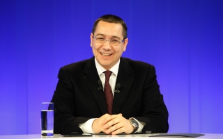 Victor Ponta saluta decizia CC privind limba romana: O decizie ce completeaza vestile bune