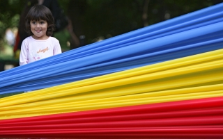 Vestul Ucrainei recunoaste oficial limba romana drept limba regionala