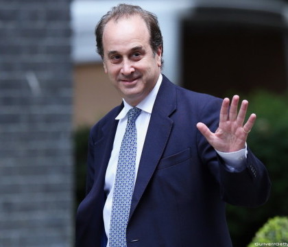 Un ministru din Marea Britanie demisioneaza din cauza unor fotografii "cu caracter sexual explicit"