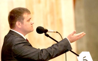 Munteanu: Moldova a devenit cea mai predilecta destinatie pentru pedofilii din Europa. Lupu, indignat