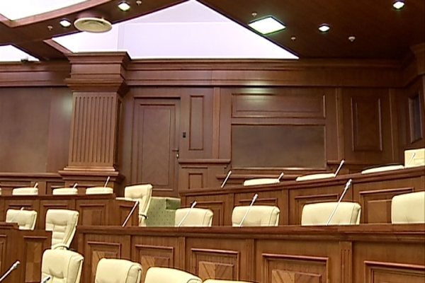 VIDEO. Deputatii, la casa noua. Cum arata sala de sedinte din cladirea renovata a Parlamentului