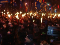 Manifestatii la Kiev: Mii de oameni au marsaluit pe strazi cu torte in mana. Care este motivul