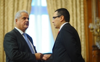 Adrian Nastase, la inchisoare. Ponta: " Este un condamnat politic. E comparabil cu cazul Iulia Timosenko"
