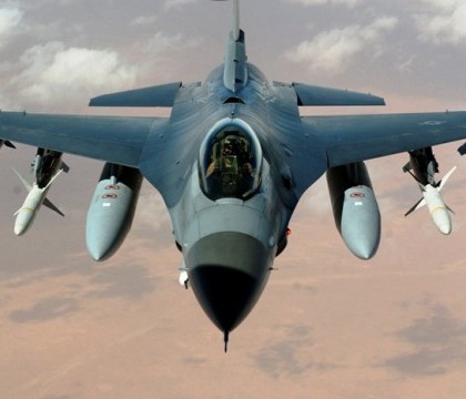 NATO: Rusia a intensificat activitatile aeriene in Marea Neagra, Marea Nordului si Marea Baltica
