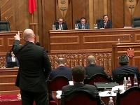 Alegerile parlamentare ar putea avea loc in 2015. "Regulile jocului nu pot fi modificate in timpul jocului"