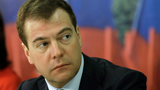 FOTO. Momentul rusinos la deschiderea JO de la Soci. Cum a fost surprins Dmitri Medvedev