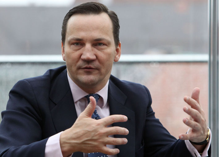 Radoslaw Sikorski: Viktor Ianukovici era pregatit sa utilizeze forta daca negocierile ar fi esuat