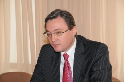 Igor Corman pleca in Statele Unite ale Americii si Canada. Care este scopul vizitei