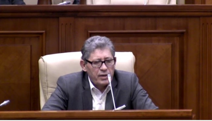 "Domnule Voronin ce-i cu harbuzul asta?". Ce a vrut sa-i spuna Ghimpu liderului comunistilor