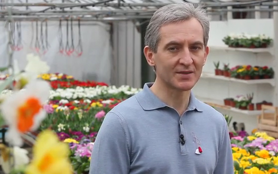 VIDEO. Iurie Leanca, intr-o sera cu flori. VEZI mesajul "de primavara" adresat tuturor moldovenilor