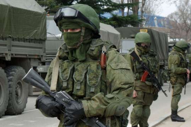 Moscova le propune cetatenie rusa agentilor serviciilor de securitate ucrainene din Crimeea
