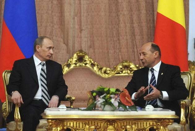 Mesajul lui Basescu pentru Putin: "Nu faceti niciun joc pe teritoriul Republicii Moldova"