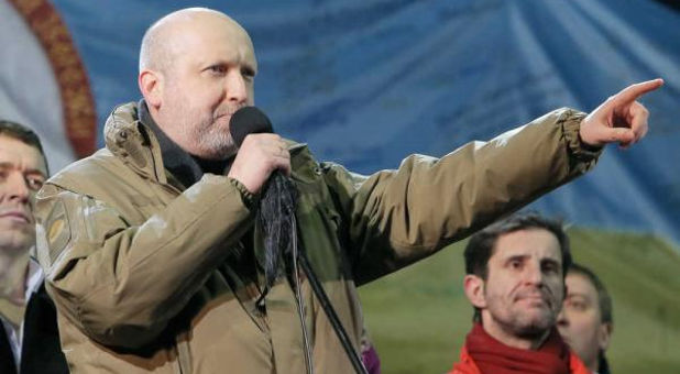 Oleksandr Turcinov: Referendumul din Crimeea este o "farsa" decisa la Kremlin. Avem nevoie de ajutor militar