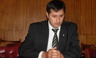 Directorul adjunct al Centrului National pentru Protectia Datelor cu Caracter Personal, DEMIS de Parlament